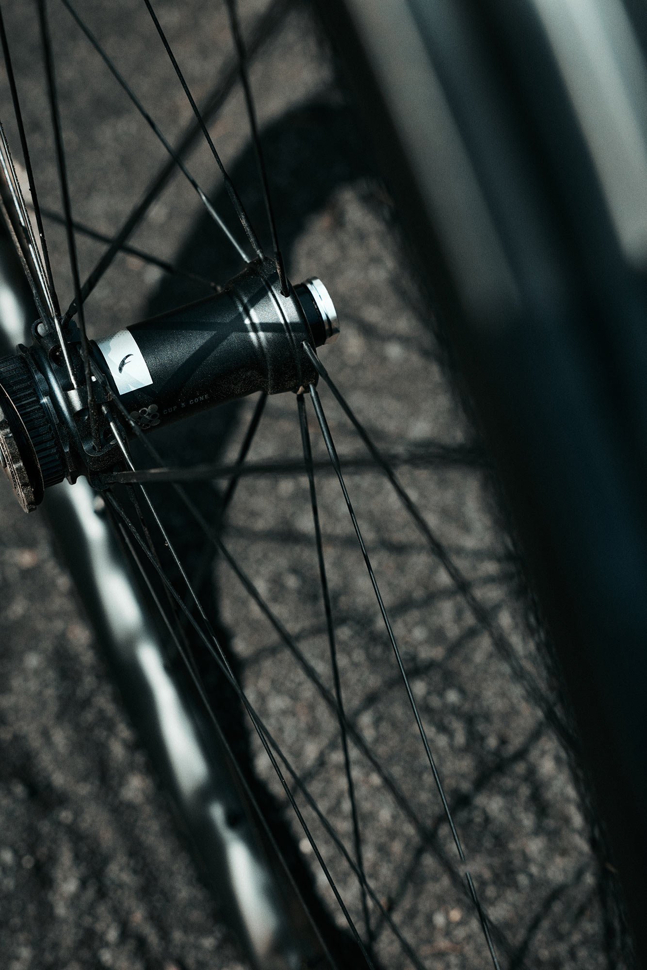 closeup hub view of fulcrum sharq gr gravel bike wheels.