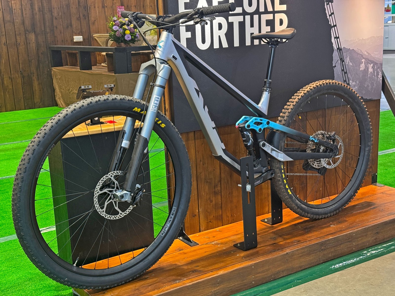 32" bikes at Taipei Cycle 2026: carbon X-Lab full-suspension mullet