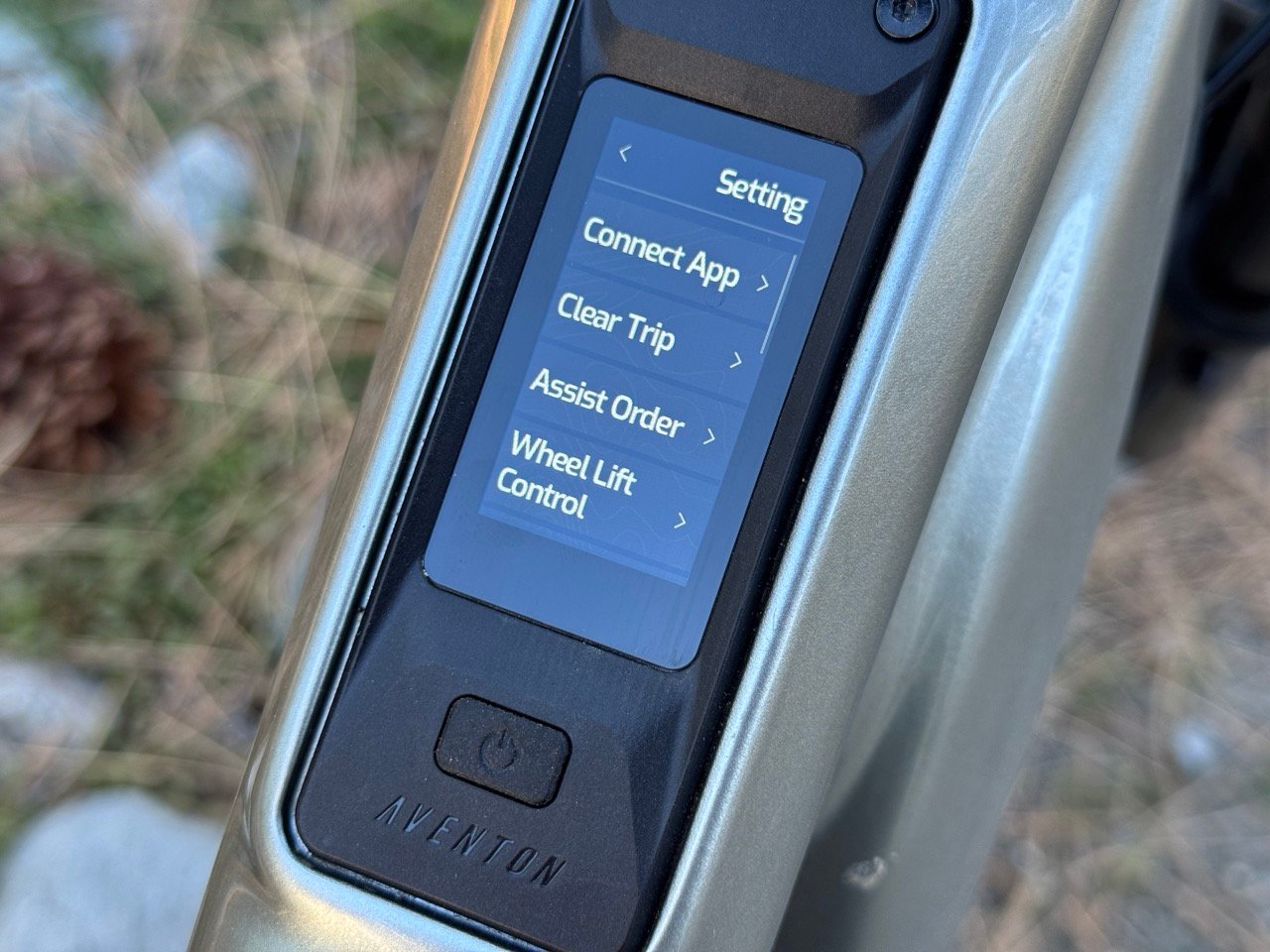 Aventon Current EXP Launch and Review beautiful display