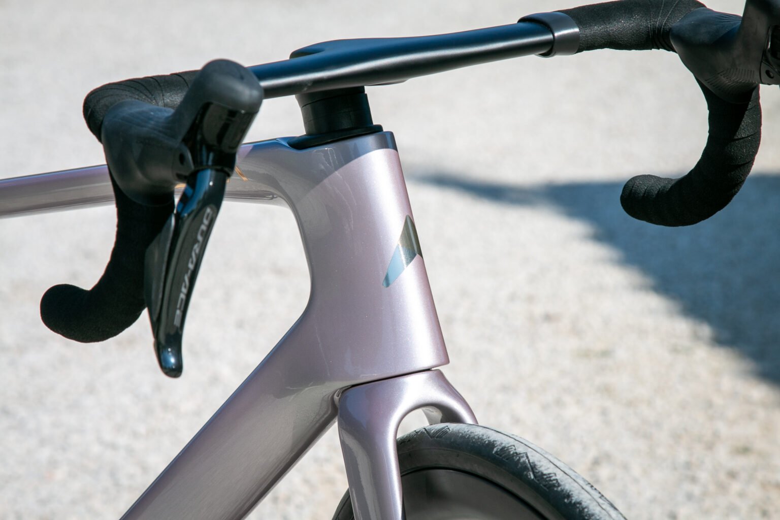 Avona Velum sub 6 head tube