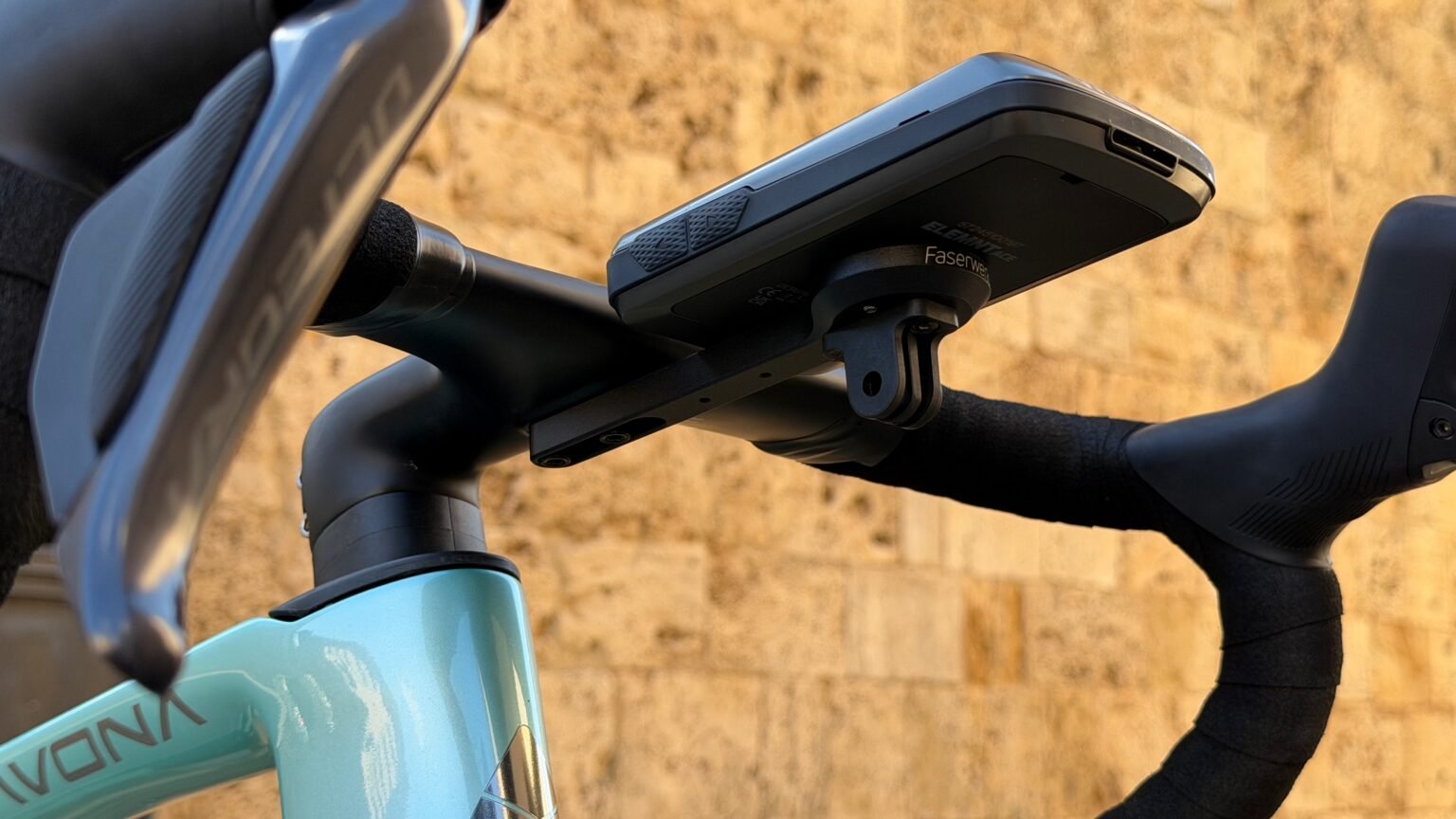 Avona Velum ride review computer mount