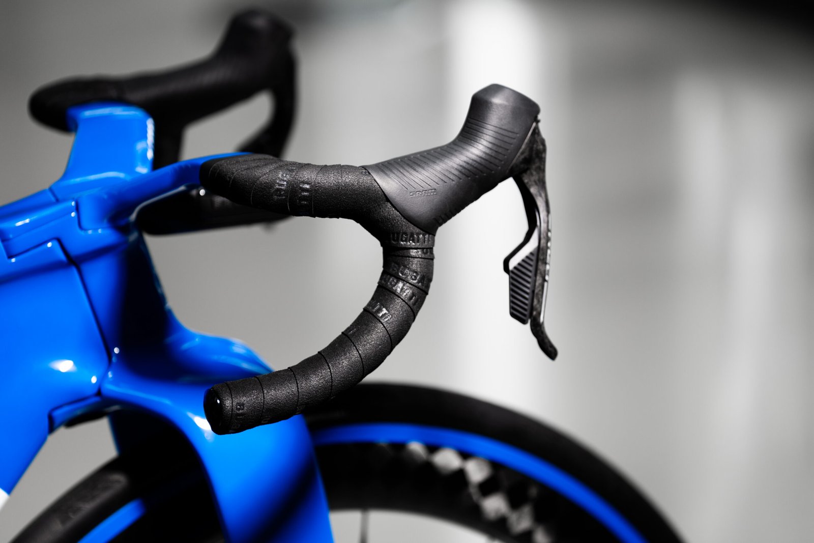 Bugatti x Factor ONE bars