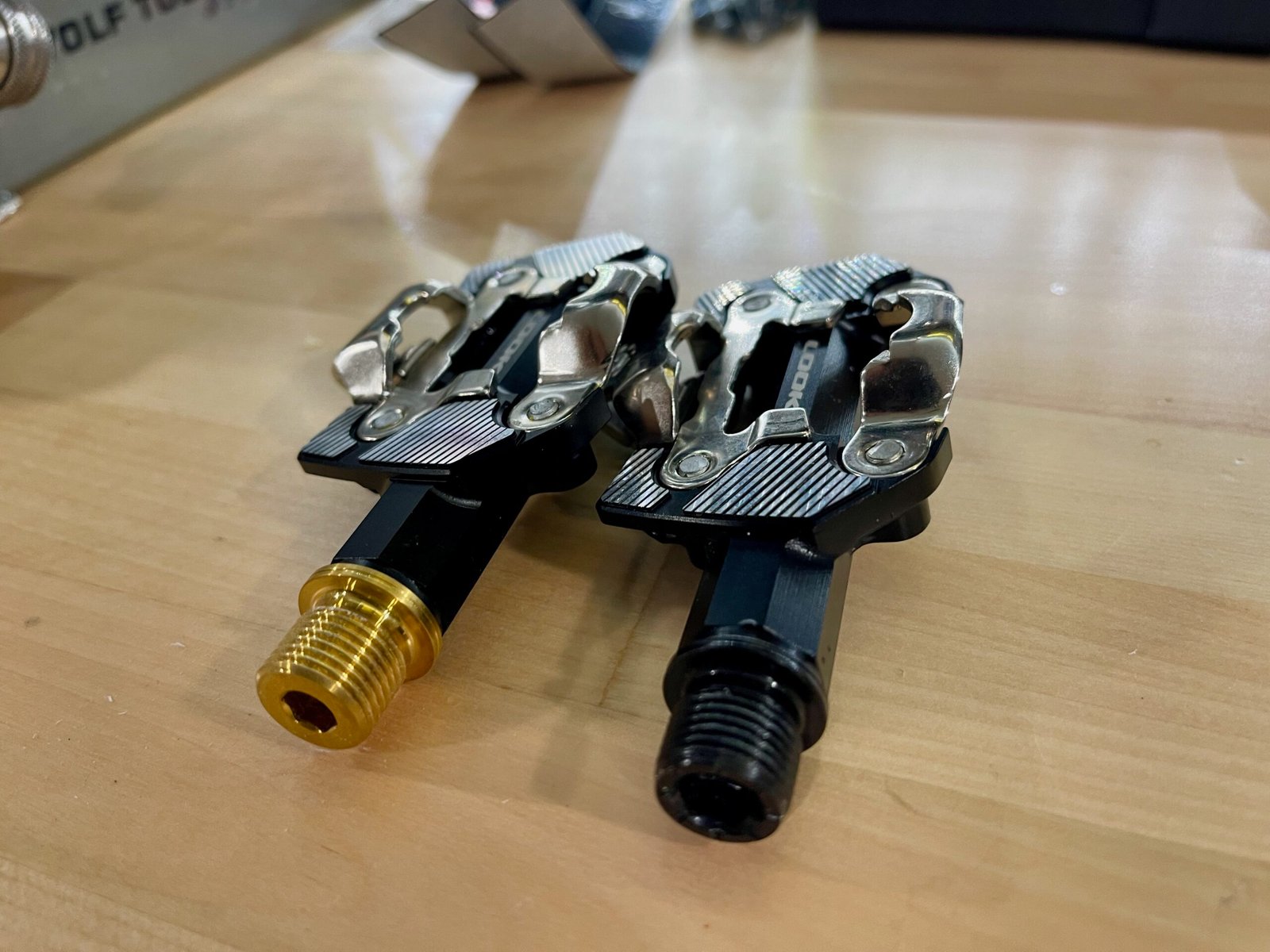 LOOK X-One-G pedal review spindles .