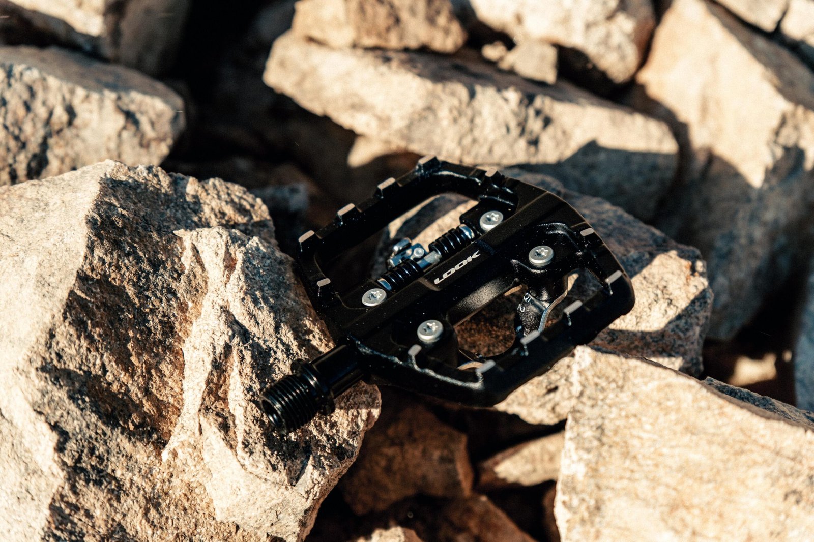 Look X-VENTURE alloy