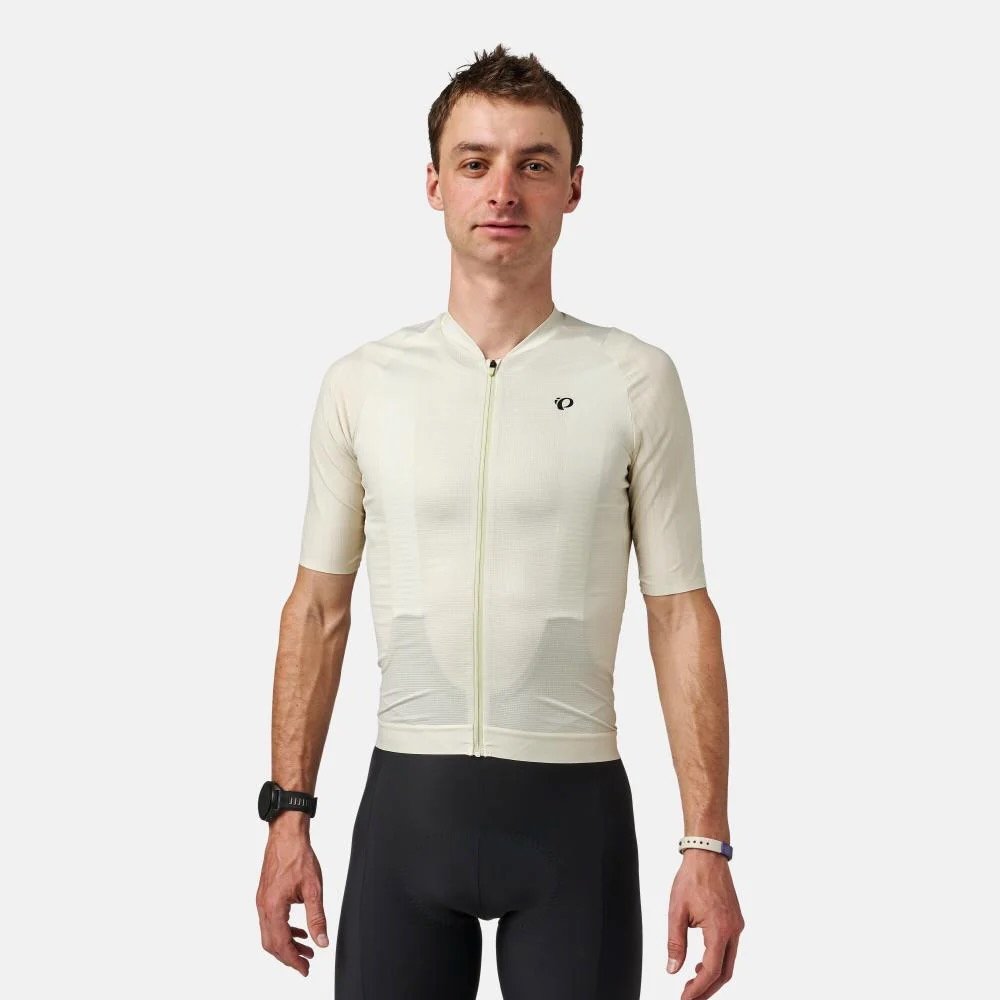 studio image of the Pearl Izumi Red men's jersey in aloe wash