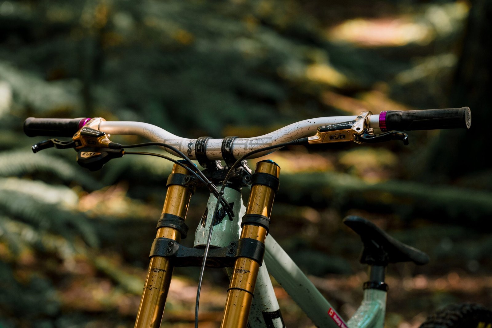 the Race Face ATlas handlebar mounted on a Downhill bike where it belongs
