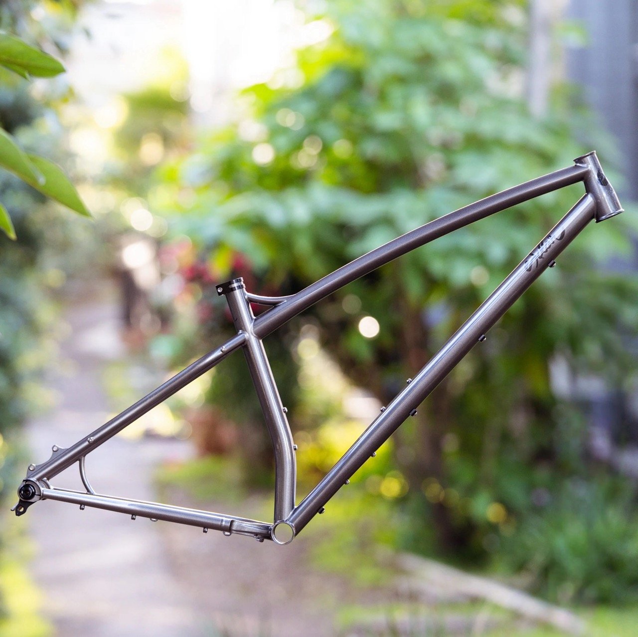 Sklar Bikes New and Improved Tall Tale dark color