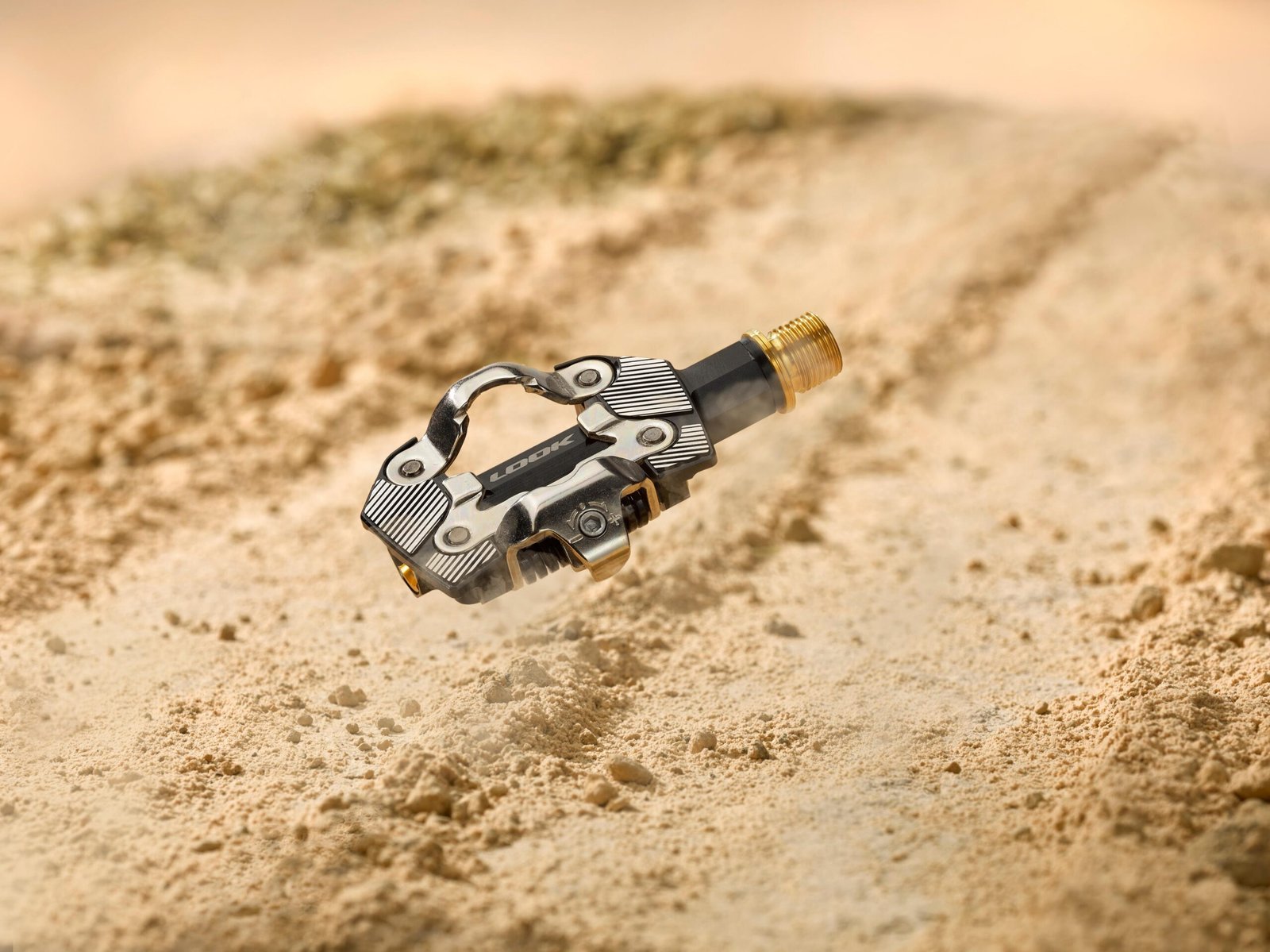 X-ONE-GTi_ACTION_v03