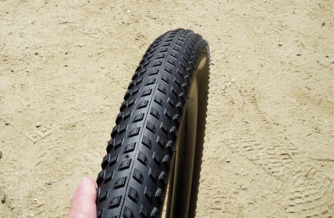 2026 SOC Teravail 32 Tires and Rim camrock tread