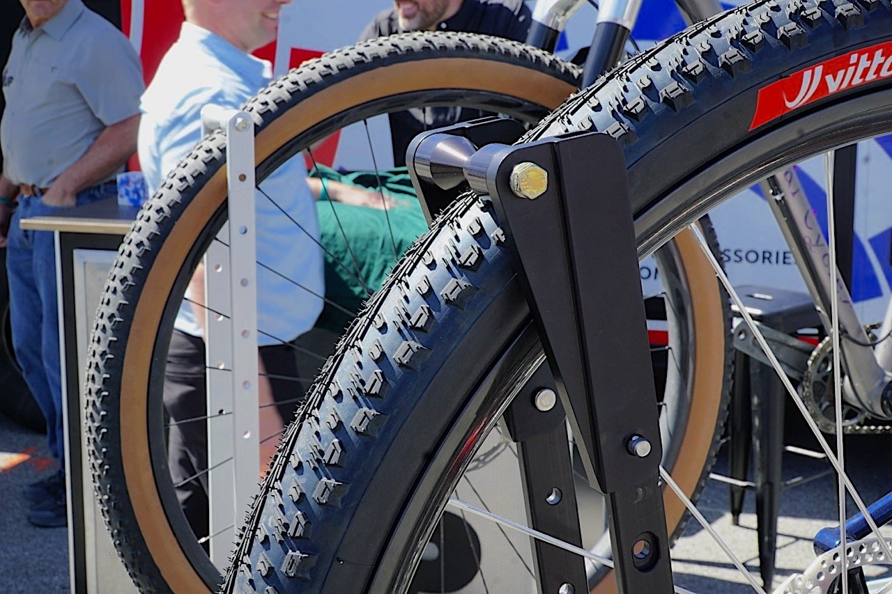 2026 Sea Otter Classic 1UP USA RakAttach XL 32 extenders