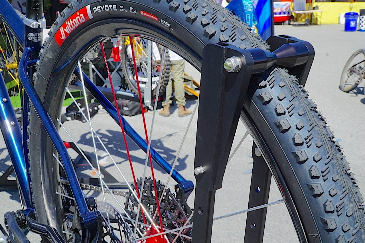 2026 Sea Otter Classic 1UP USA RakAttach XL 32 wheels