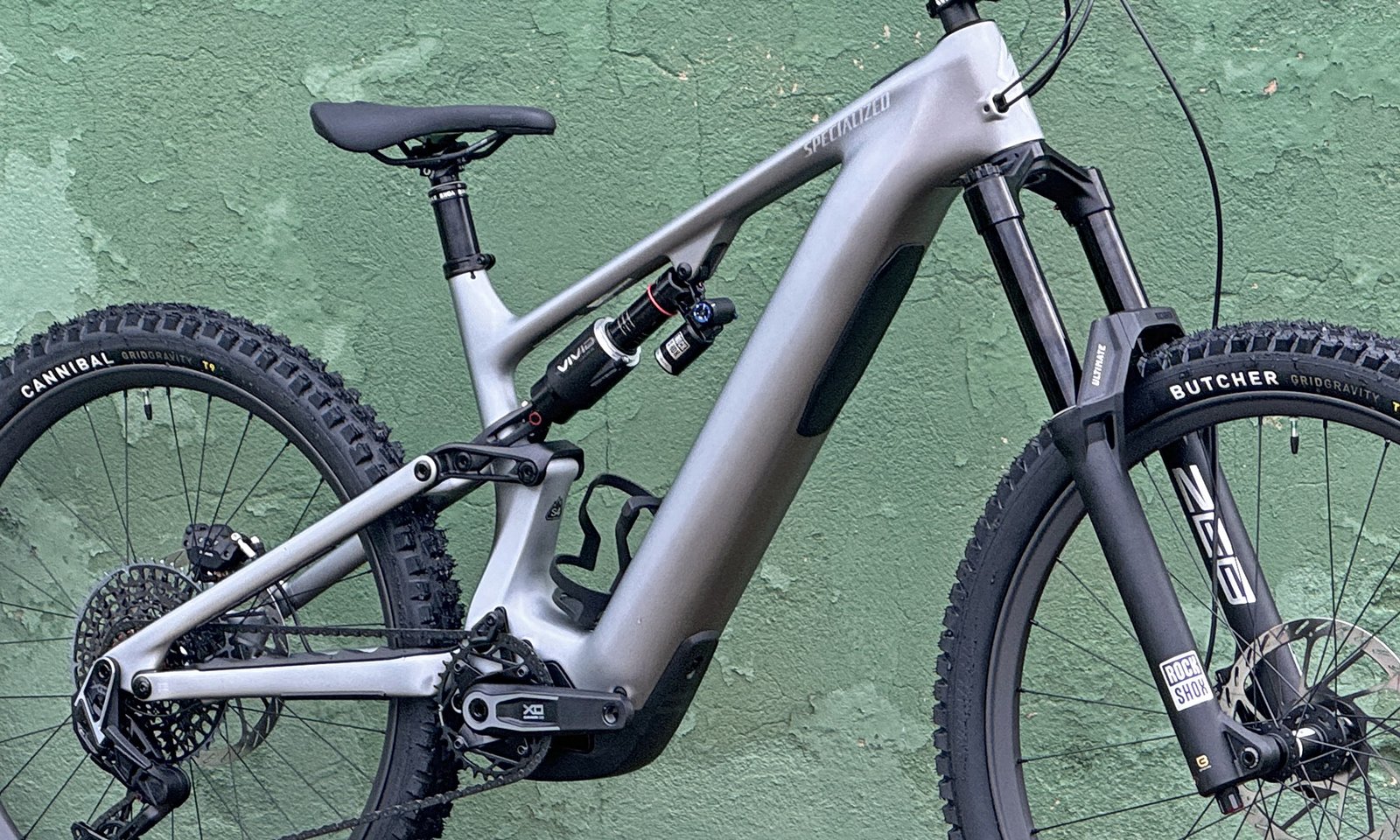 2026 Specialized Levo 4 EVO carbon 170mm travel mullet enduro eMTB, frameset detail