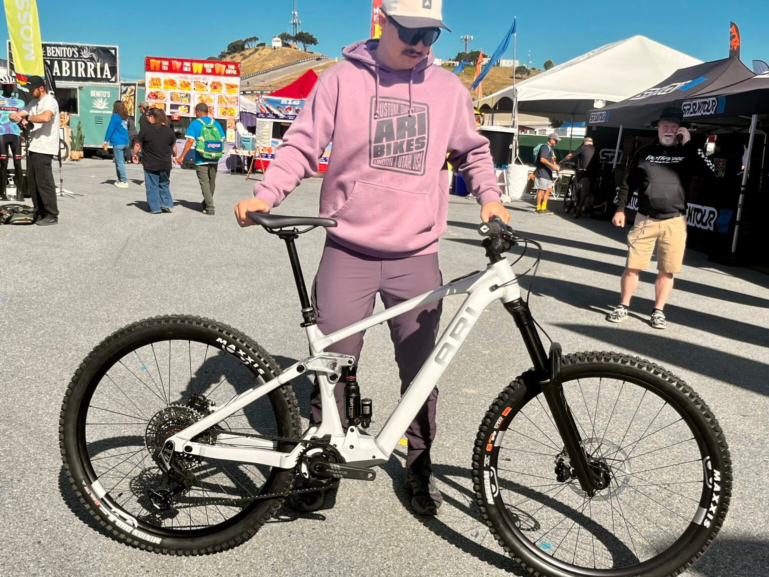 Ari was teasing their new Avinox-equipped Wire Peak at Sea Otter