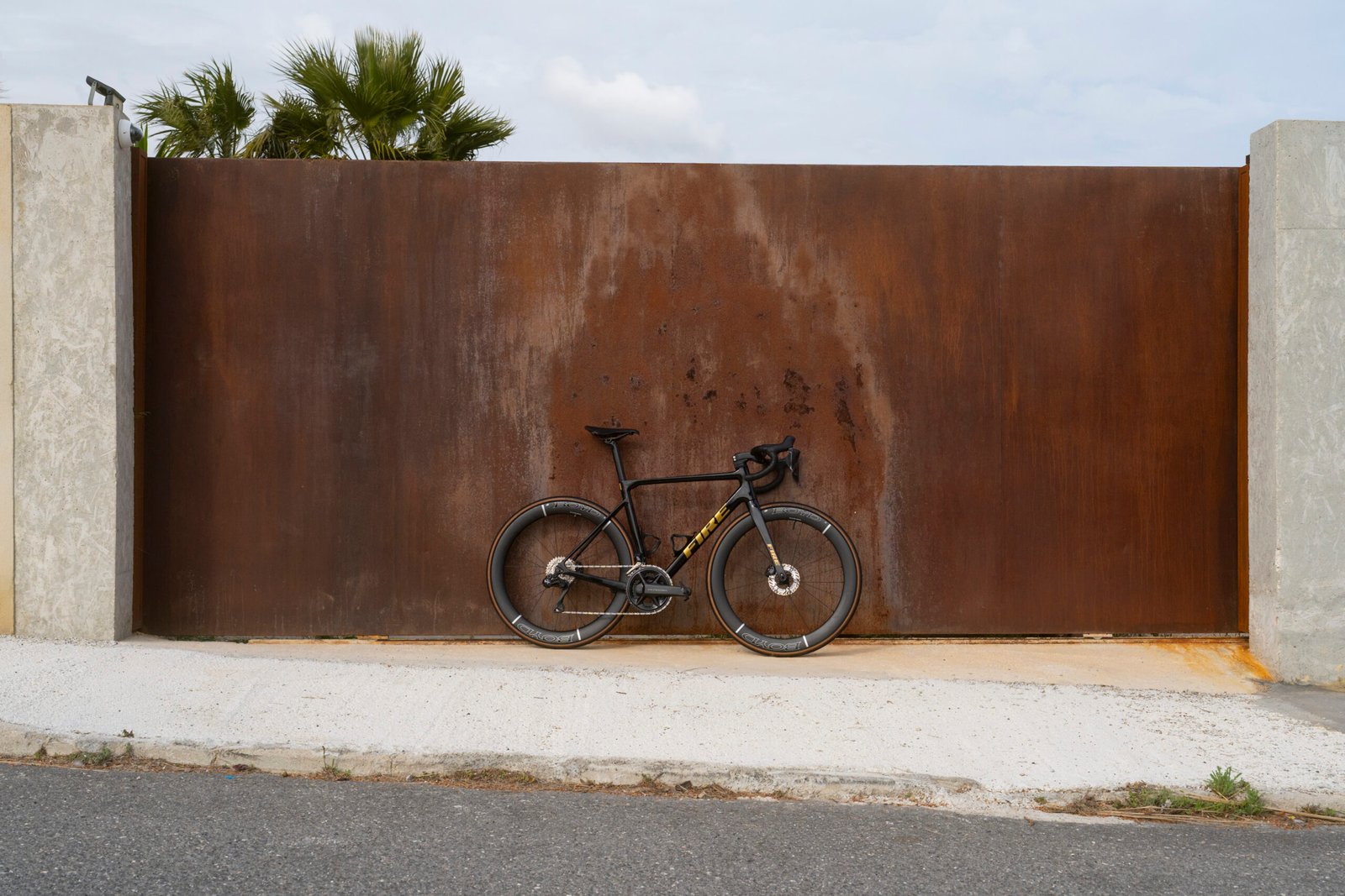 Boyd 55mm Road Disc SL full bike