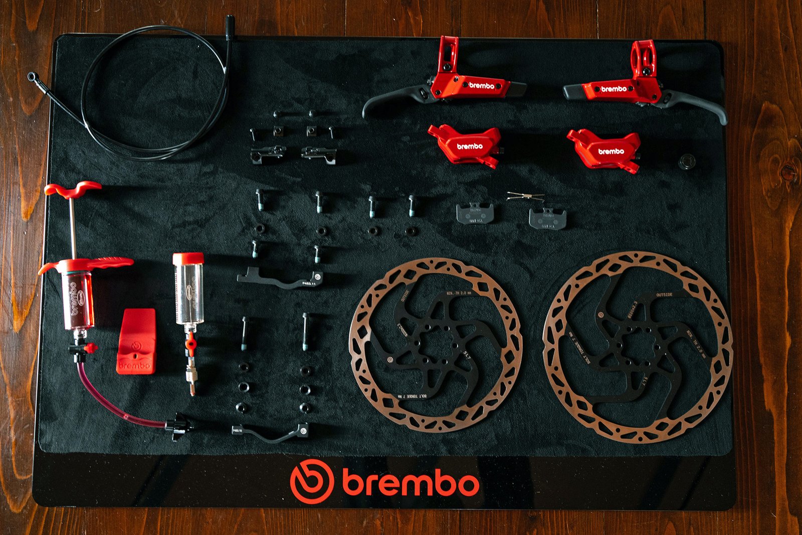 Brembo GR-PRO gravity mountain bike disc brakes, photo by Mirror Media, what's in the box