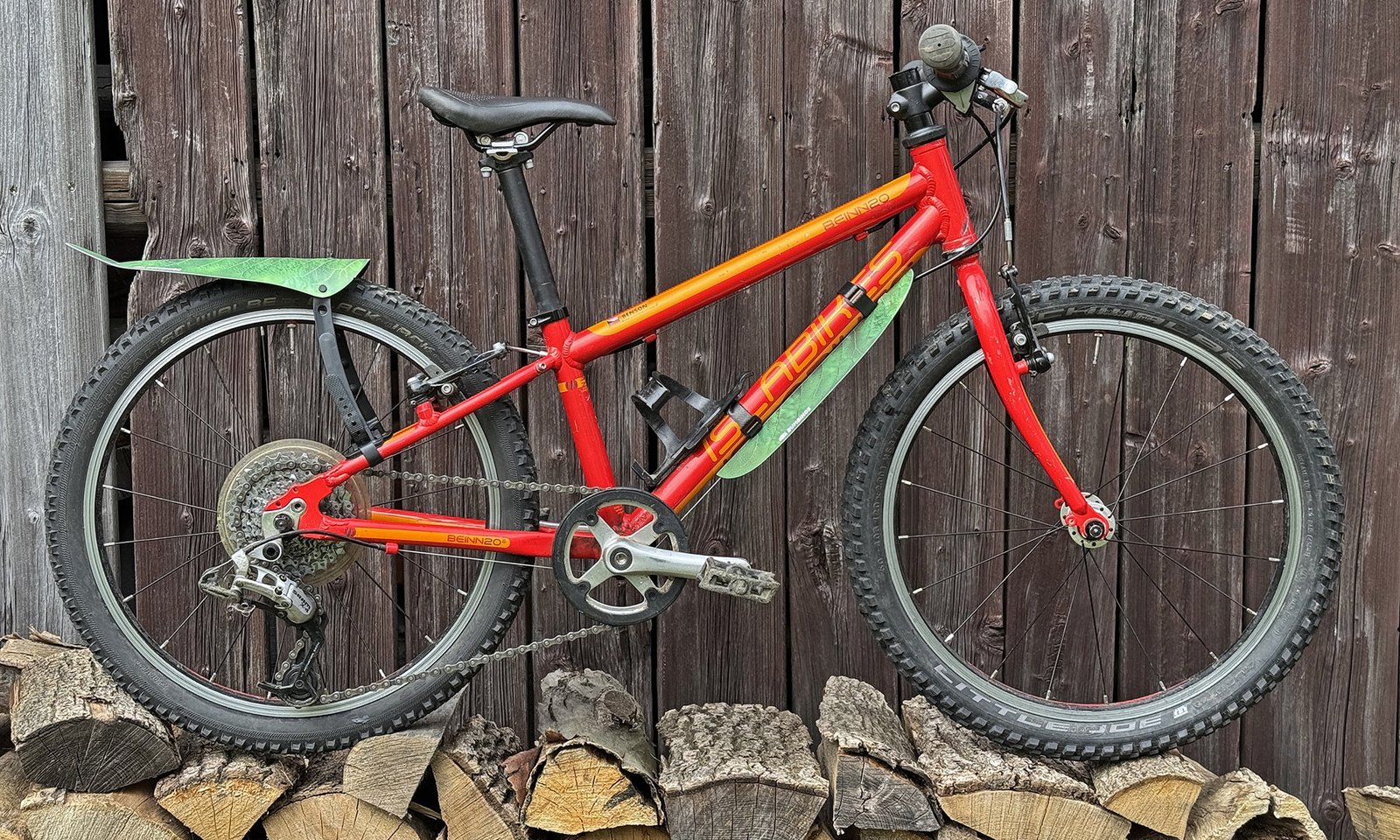 Bumbinos playful fenders for kids' bikes: on 10-year-old IslaBikes Beinn 24, good as new