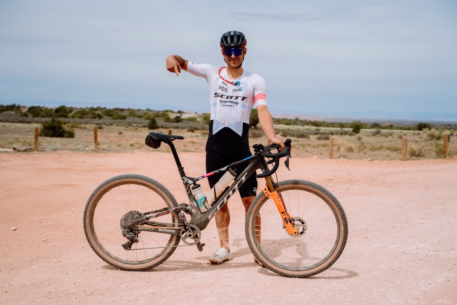 Cam Jones posing with the SCOT Spark bike used for the White Rim FKT