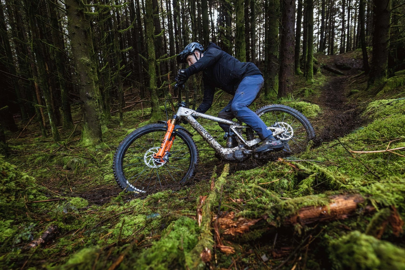 Dan Atherton riding the S.170E bike around a corner.