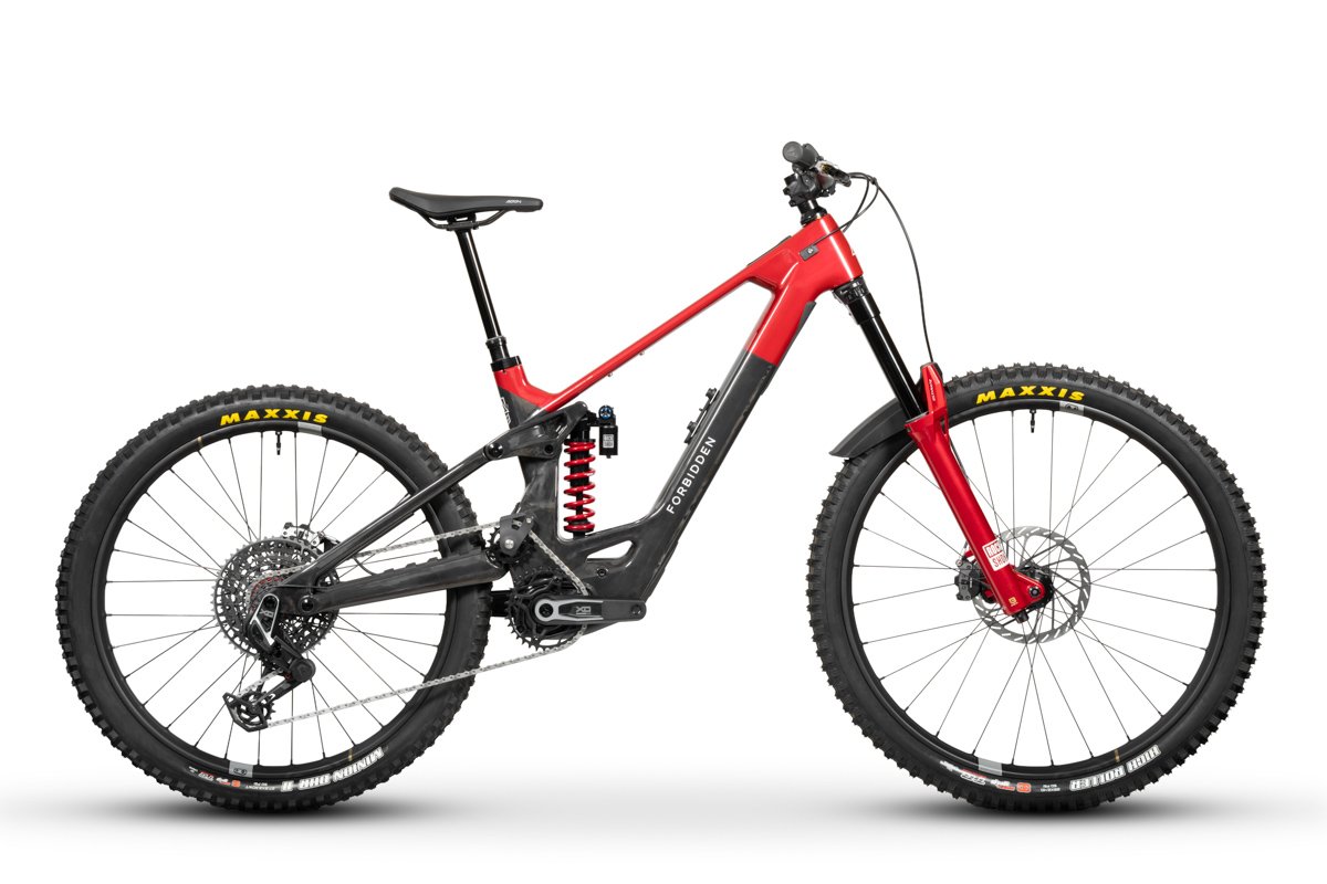 Forbidden Dreadnought E, T1, side