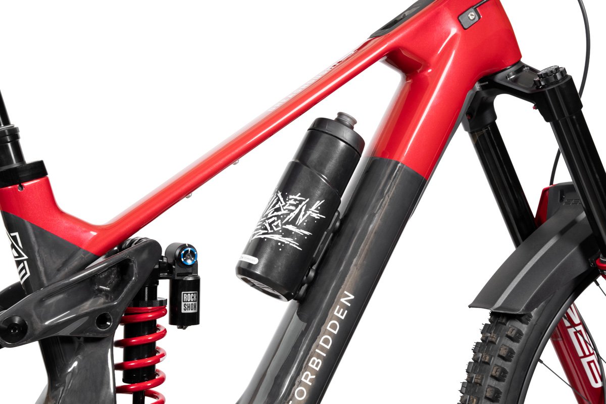 Forbidden Dreadnought E, water bottle