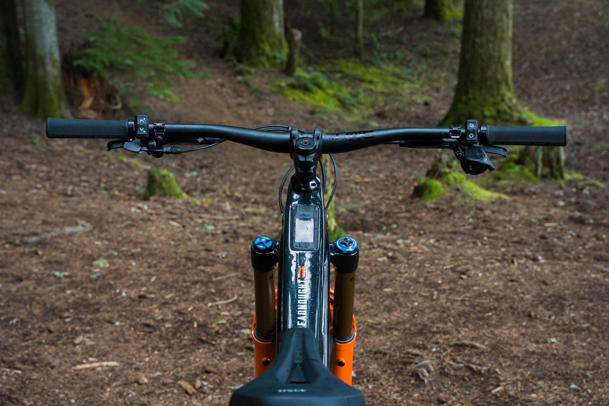 Forbidden Dreadnought E, top tube display