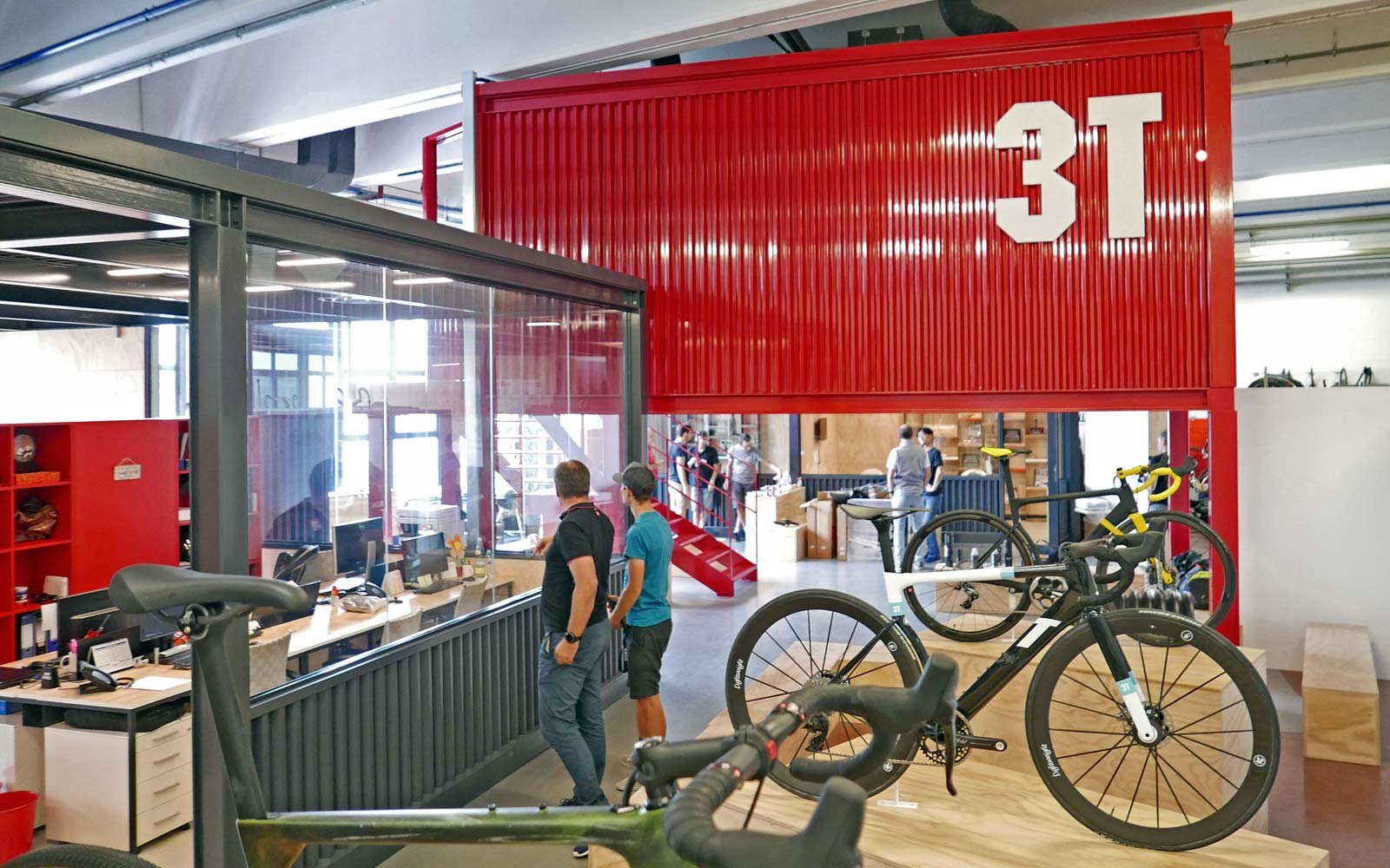 Inside 3T Cycling Factory Tour, How 3T Torno carbon cranks are made by hand, 100% made-in-Italy