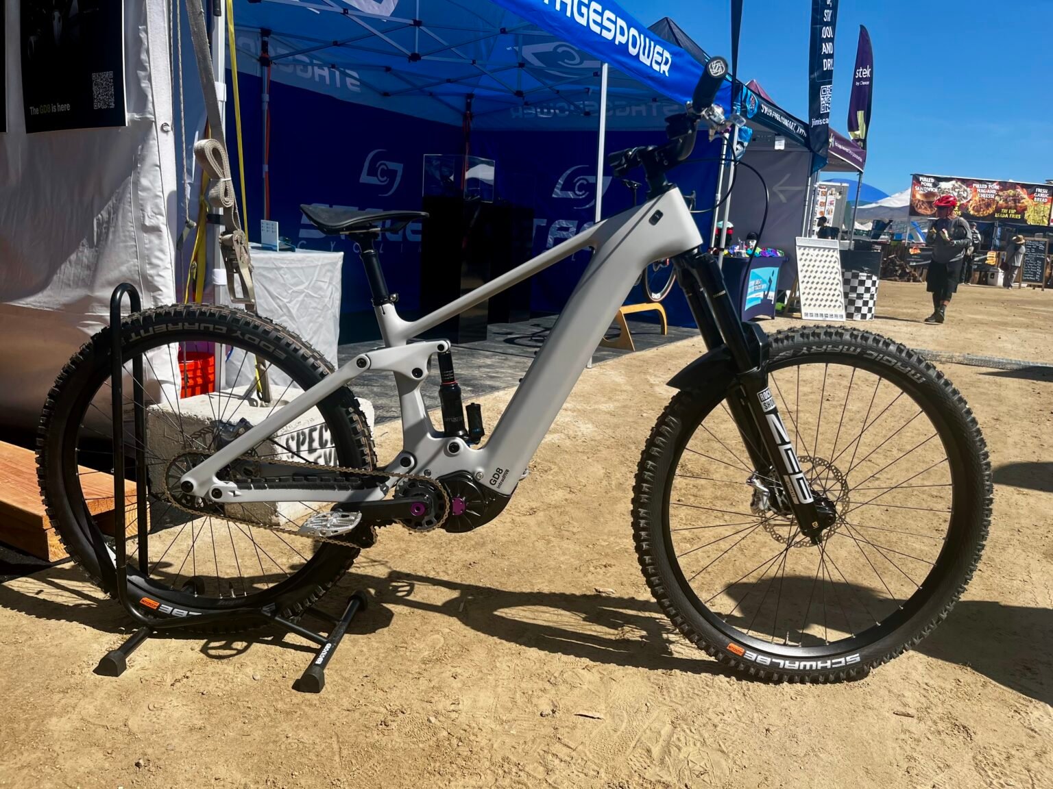 Intradrive motor and gearbox