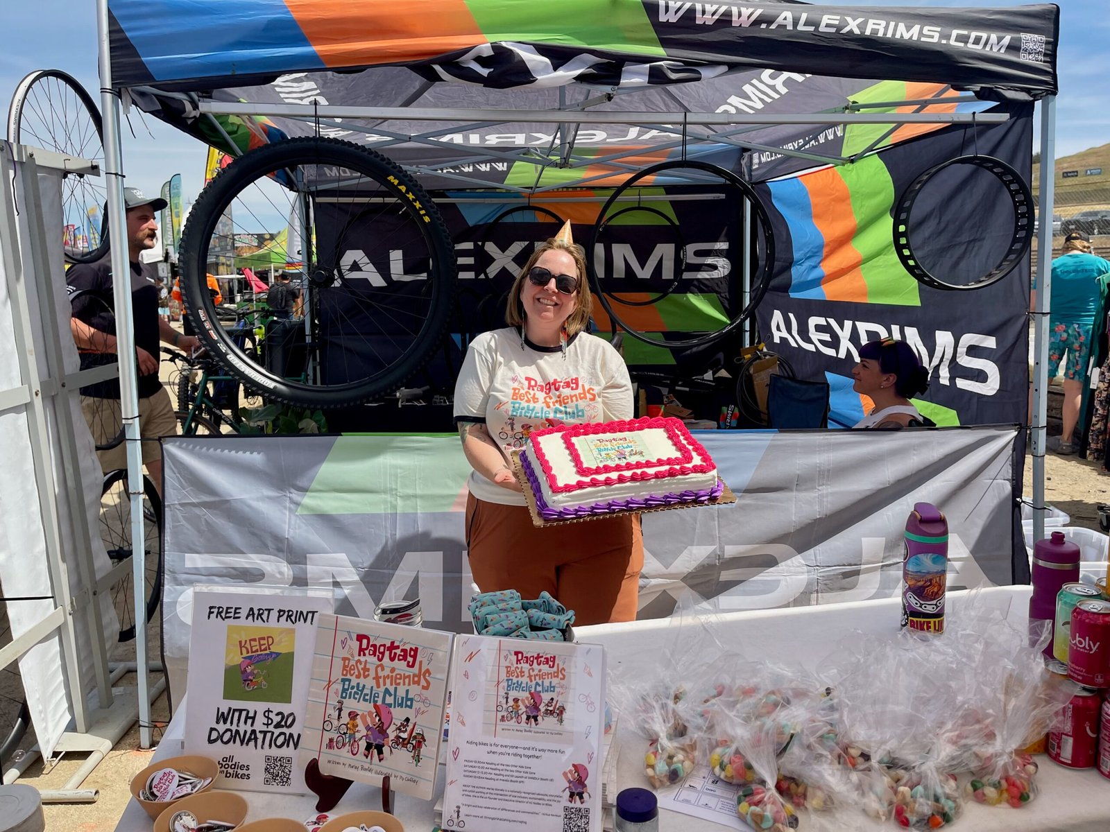 Marley Blonsky New Book cake