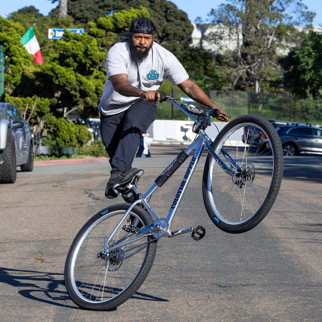 SE Bikes Colossal Ripper 32 wheelie seat