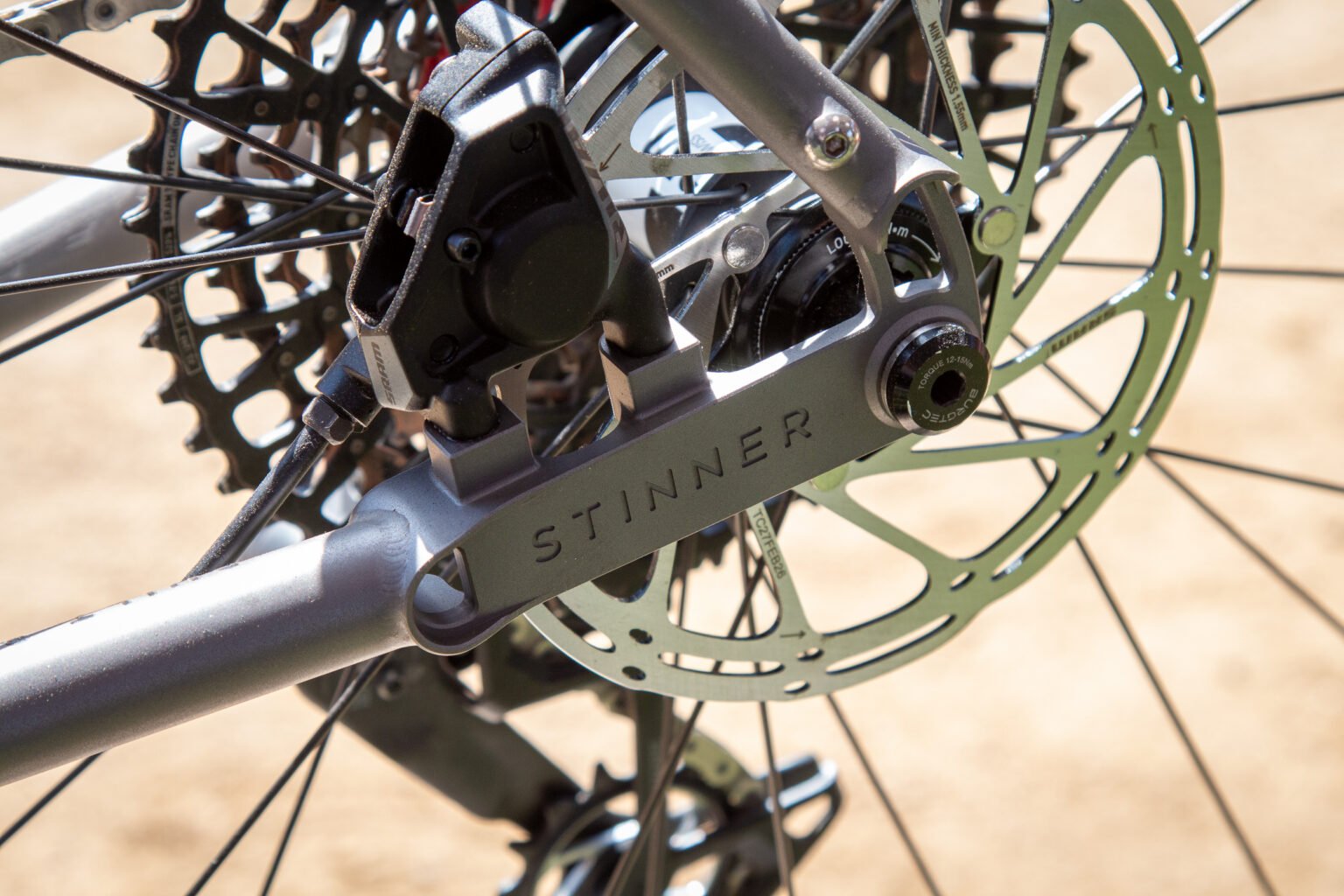 Stinner 32" gravel bike Schwalbe tires