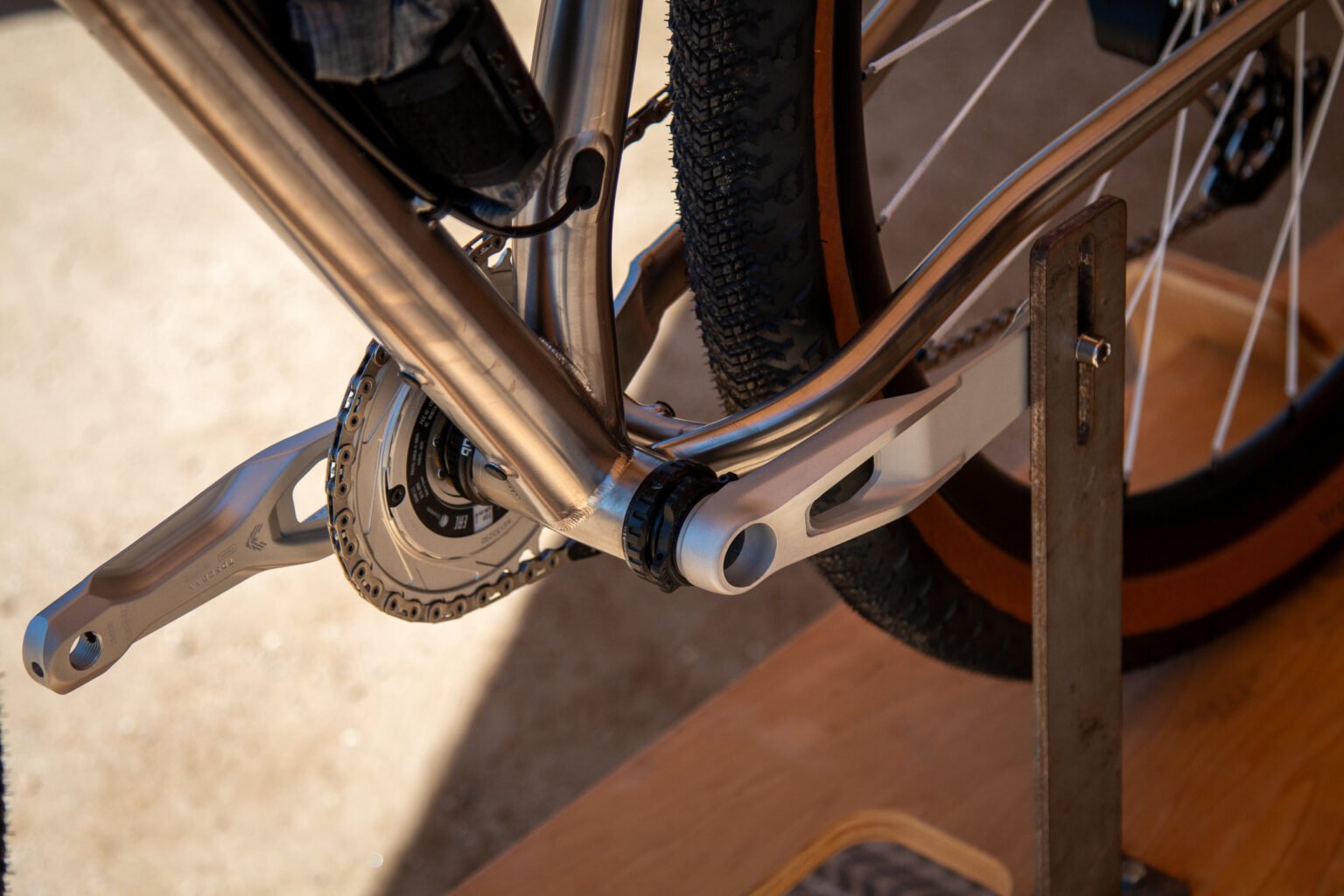 Salsa Fargo 32" gravel bike Travail 32" tires and rims