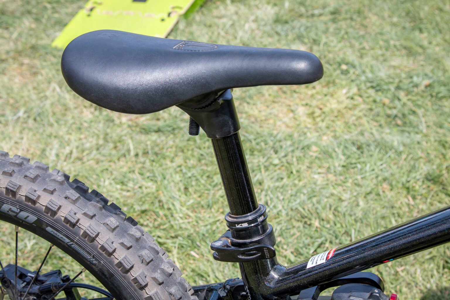 Prevelo Foxtrot pivotal dropper post