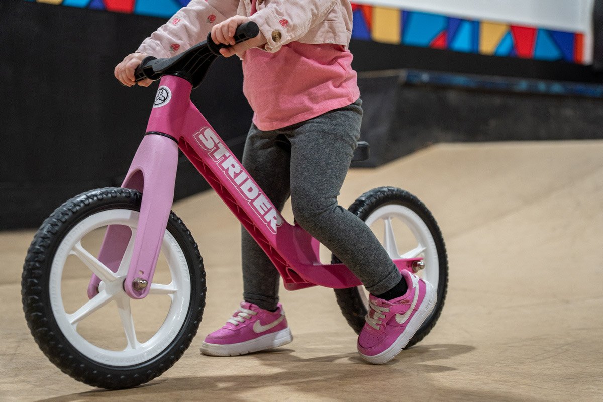 Strider 12 Comp, Ultralight wheels