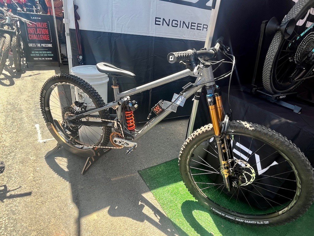 Vessel enduro bike