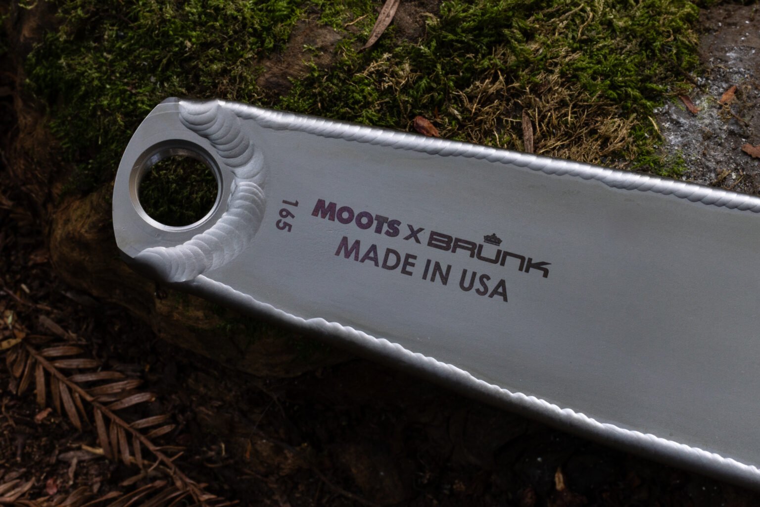 White Industries and Moots team up for new titanium cranks