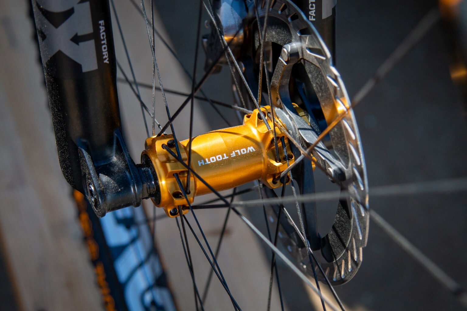 Wolf Tooth Components Hubs gold