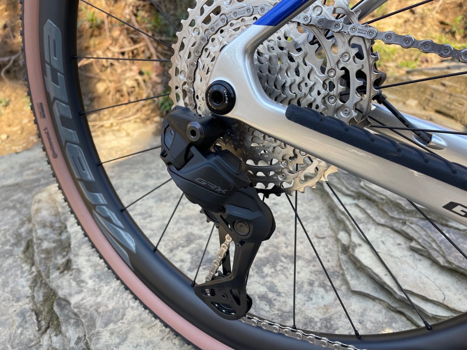 X-LAB GT8 Gravel Bike Review drive train