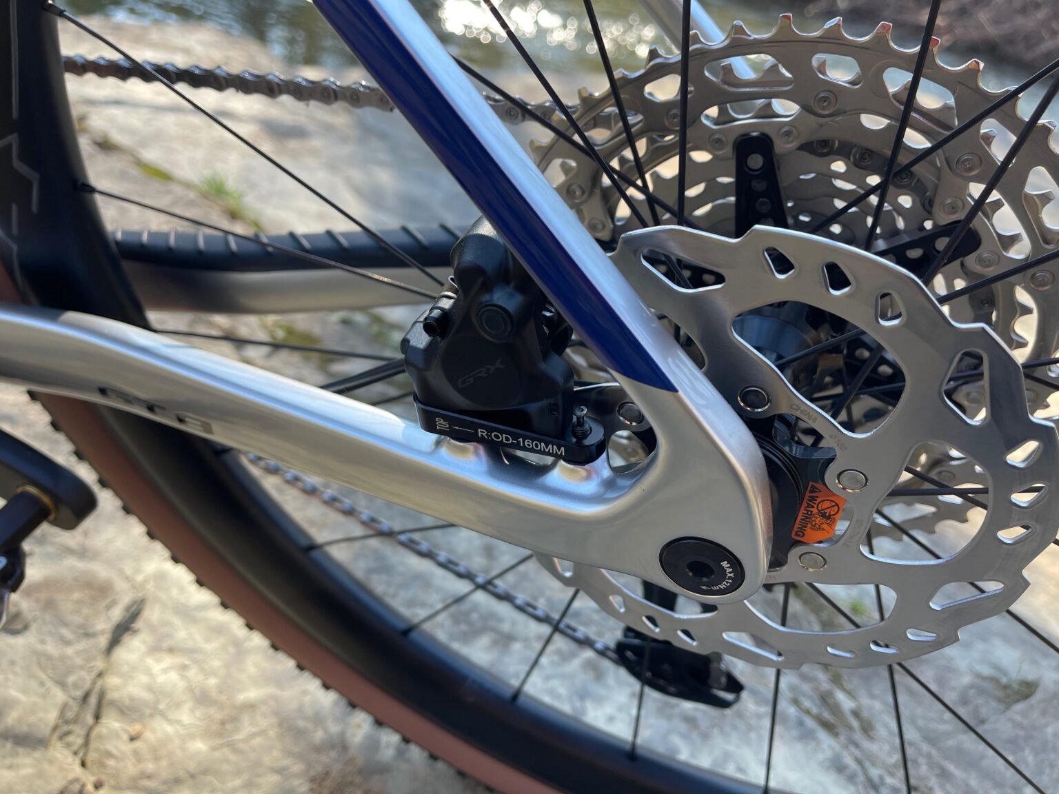 X-LAB GT8 Gravel Bike Review drop out