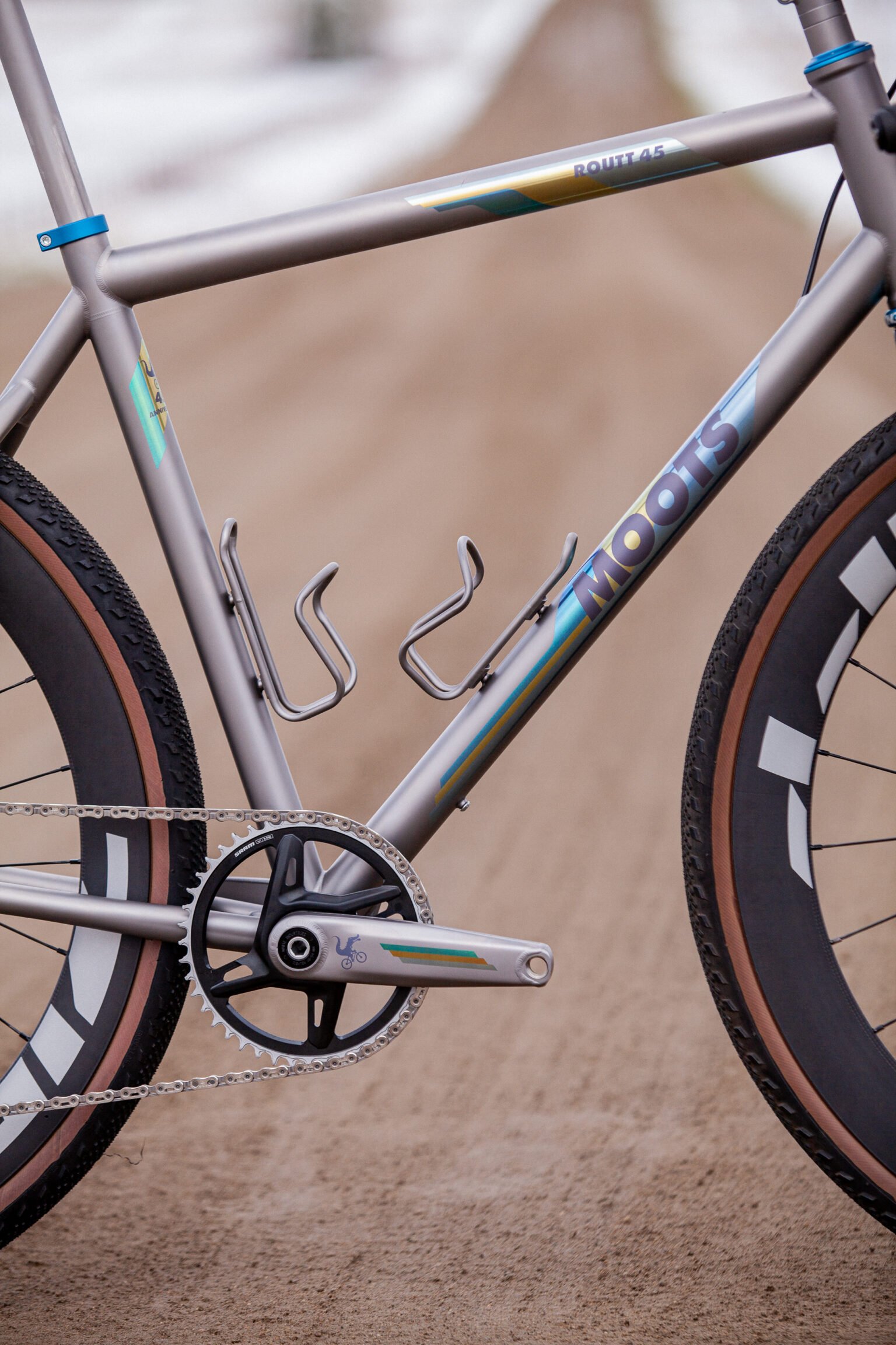 White Industries and Moots team up for new titanium cranks