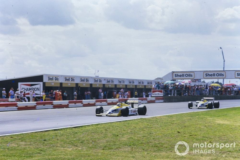 The 1987 British GP, where Mansell broke the Silverstone lap record several times during his hunt of Piquet in the latter stages